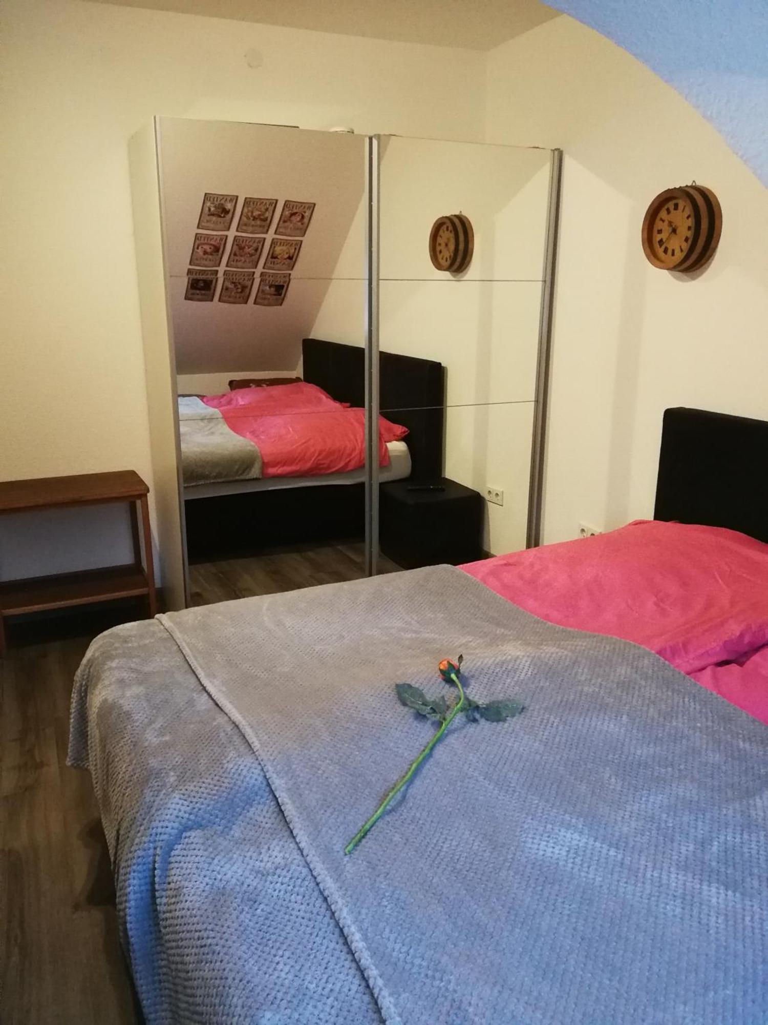 Charmante Wohnung Im Stadtkern, St Wendel ザンクト・ヴェンデル エクステリア 写真